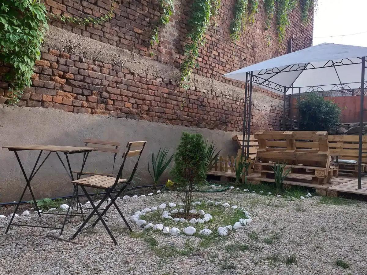 Entire Central House With Guest Rooms & Garden Sofya Dış mekan fotoğraf