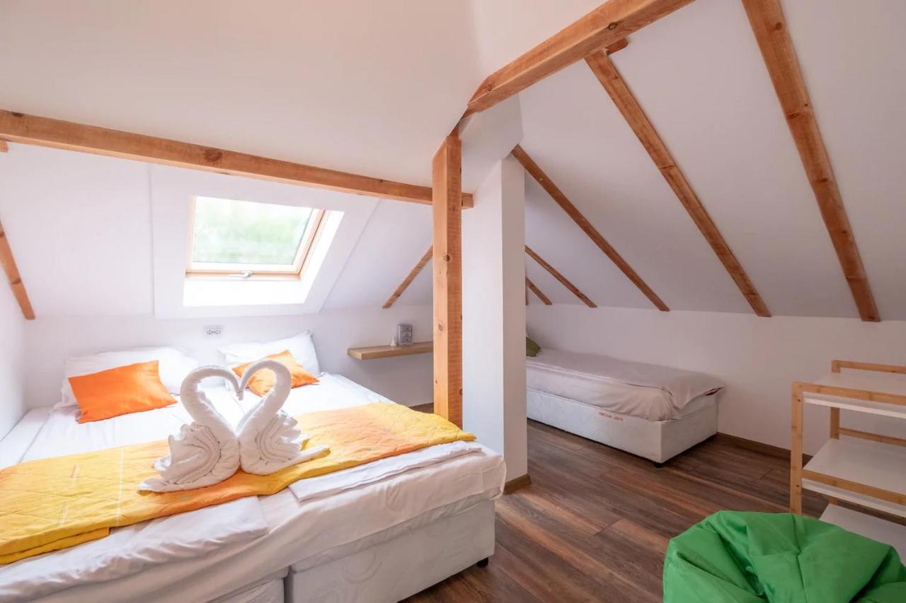 Entire Central House With Guest Rooms & Garden Sofya Dış mekan fotoğraf