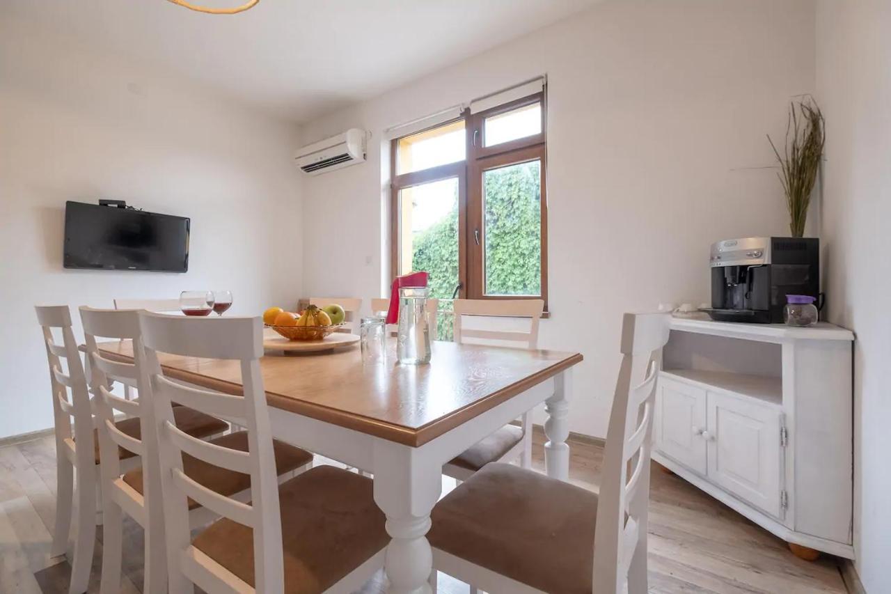 Entire Central House With Guest Rooms & Garden Sofya Dış mekan fotoğraf
