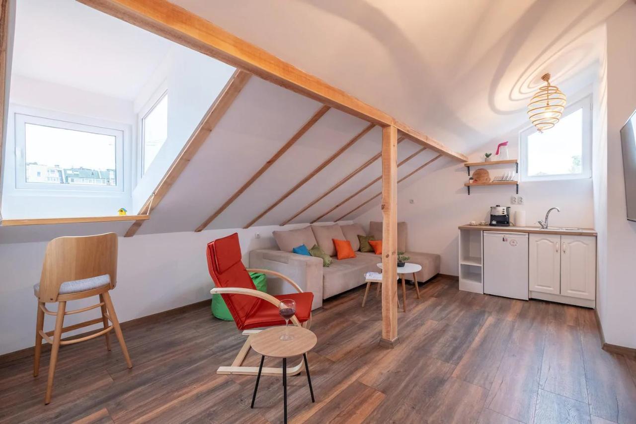 Entire Central House With Guest Rooms & Garden Sofya Dış mekan fotoğraf